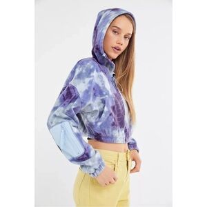 Urban Outfitters, Women's Purple Tie-Dye Cropped Hoodie